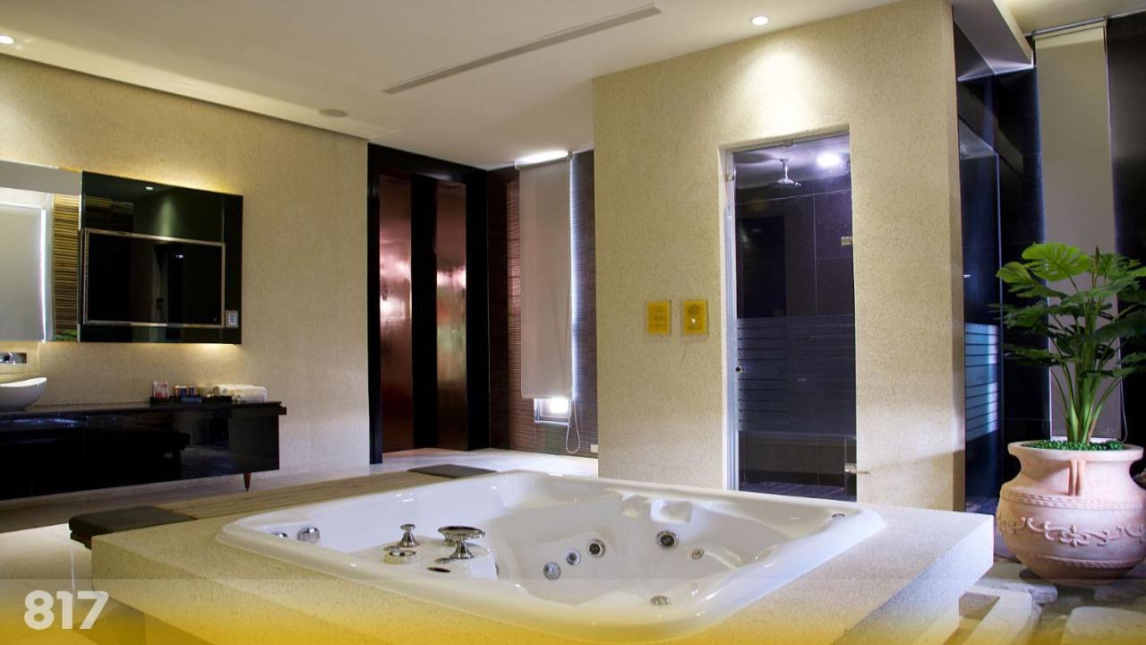 טאינאן Wehome Motel מראה חיצוני תמונה