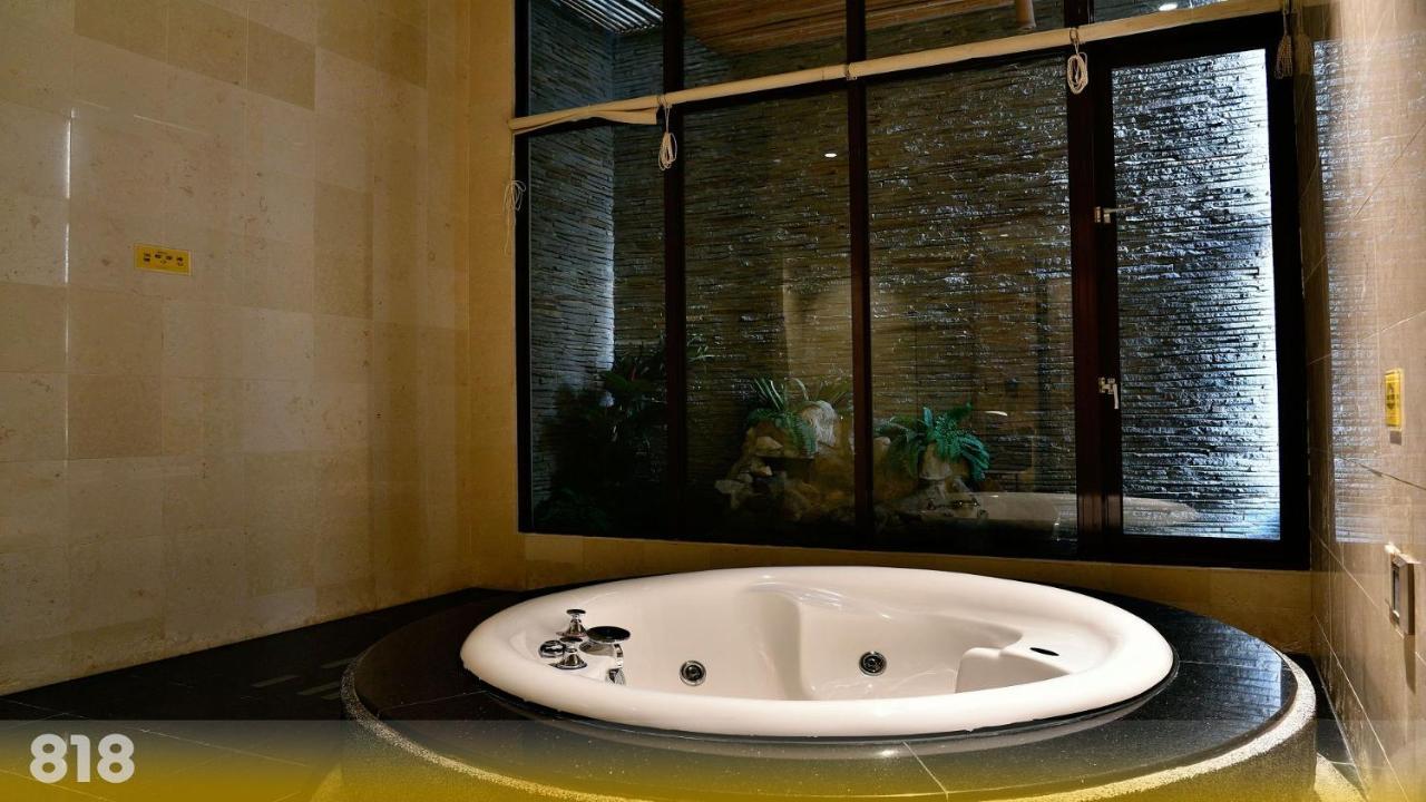 טאינאן Wehome Motel מראה חיצוני תמונה