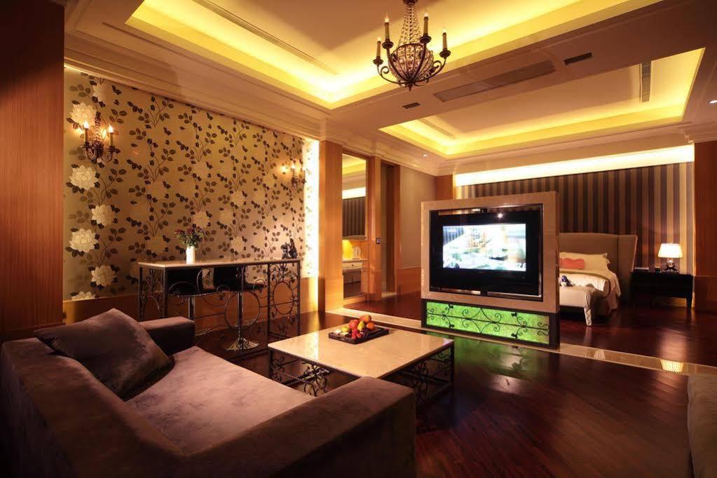 טאינאן Wehome Motel מראה חיצוני תמונה