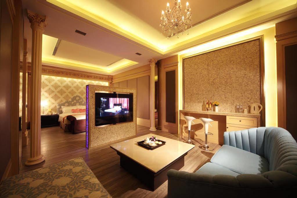 טאינאן Wehome Motel מראה חיצוני תמונה